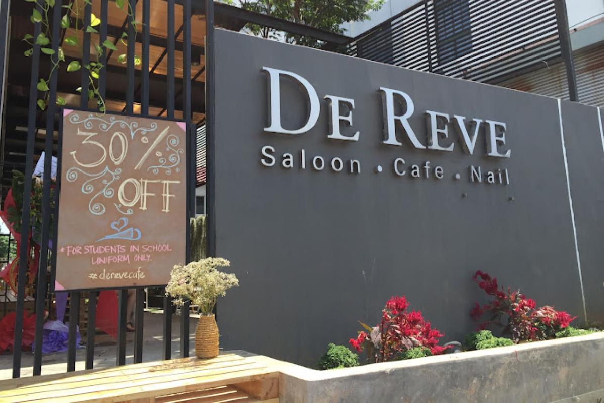 DeReve Saloon exterior sign